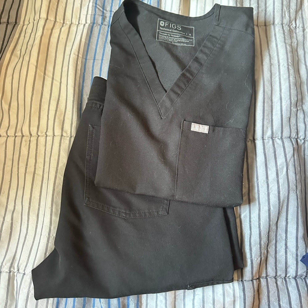 FIGS - WOMENS SMALL BLACK SET